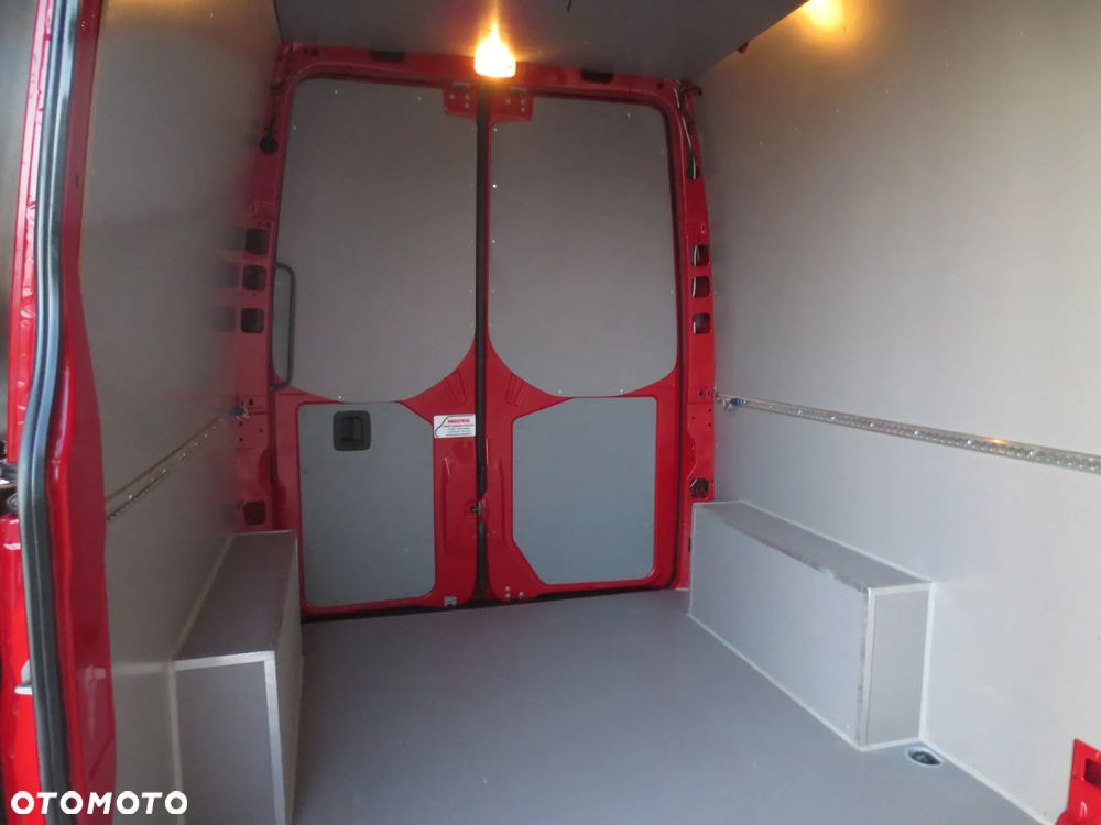 Mercedes-Benz SPRINTER L2H2  SALON POLSKA ORYGINAŁ NISKI PRZEBIEG - 32