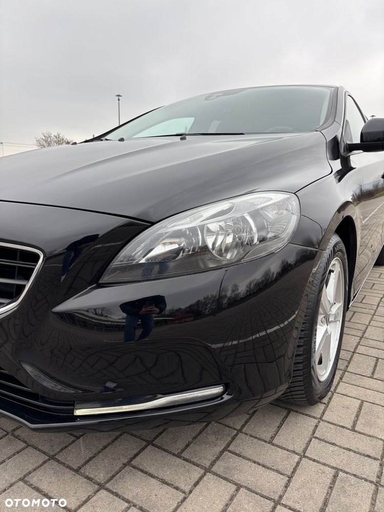 Volvo V40 D2 Momentum - 26