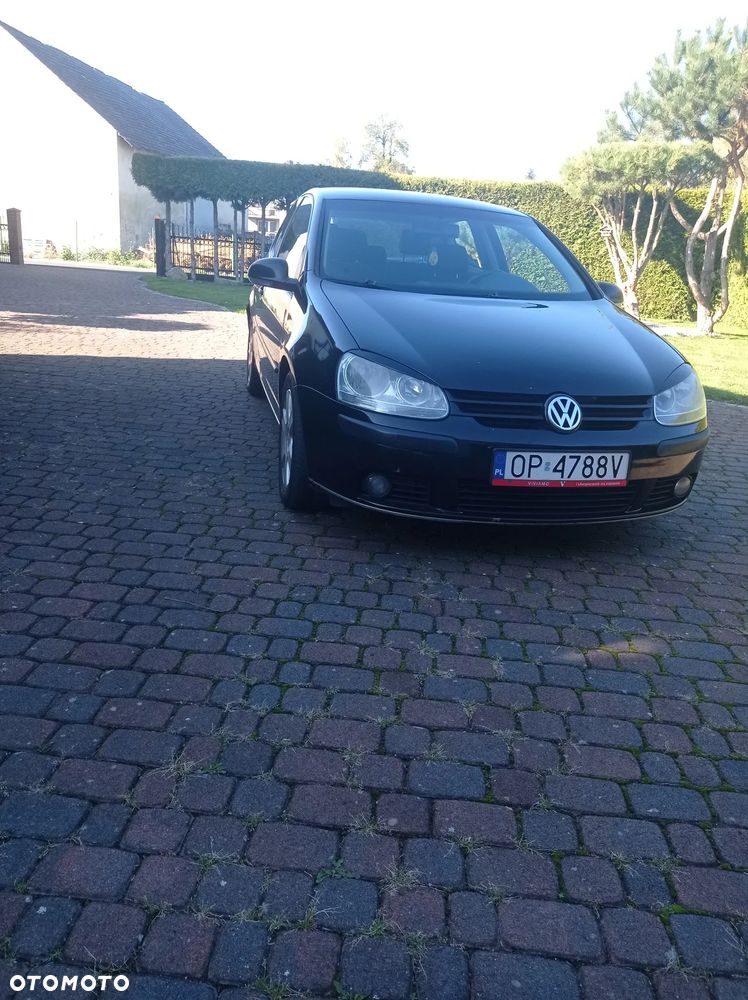 Volkswagen Golf - 1
