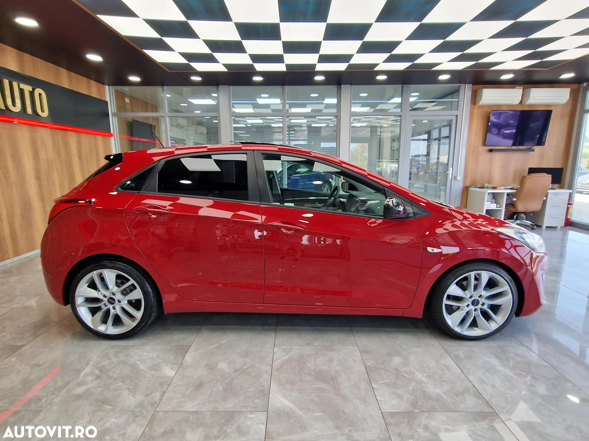 Hyundai i30 1.6 CRDI Passion - 13
