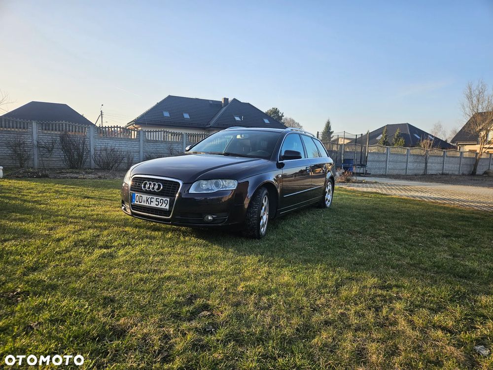 Audi A4 Avant 2.0 TDI - 1