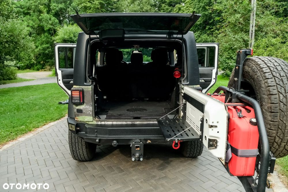 Jeep Wrangler 2.8 CRD Unlim Rubicon - 16