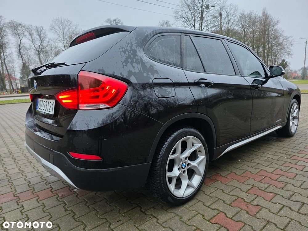 BMW X1 sDrive16d xLine - 12