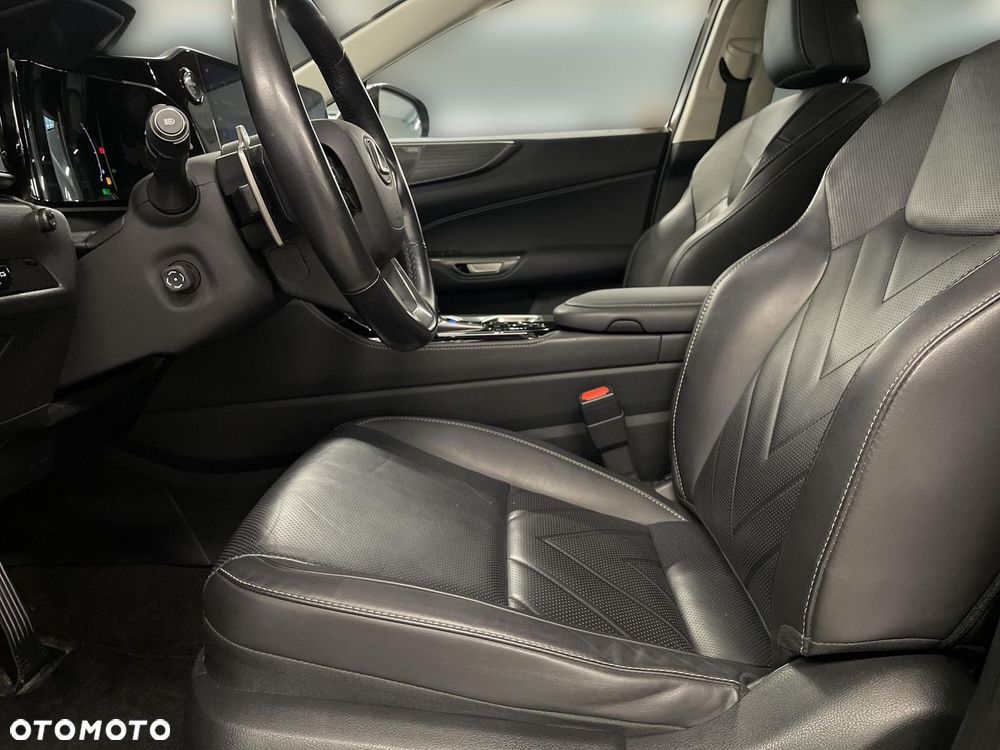 Lexus NX 350h Omotenashi AWD - 11