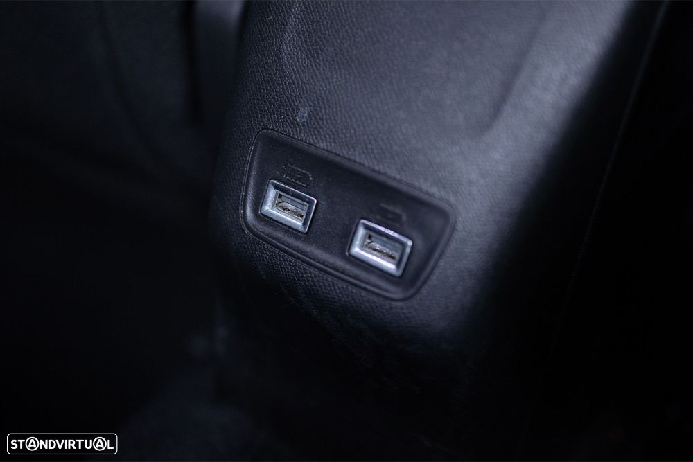 Peugeot 2008 1.2 PureTech Allure Pack - 37