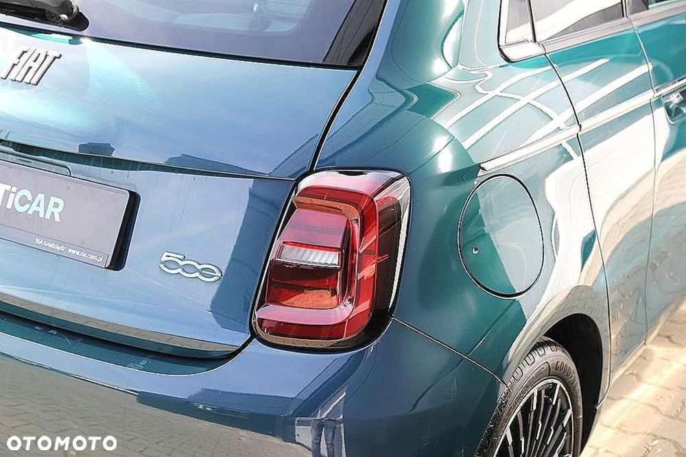 Fiat 500e - 33