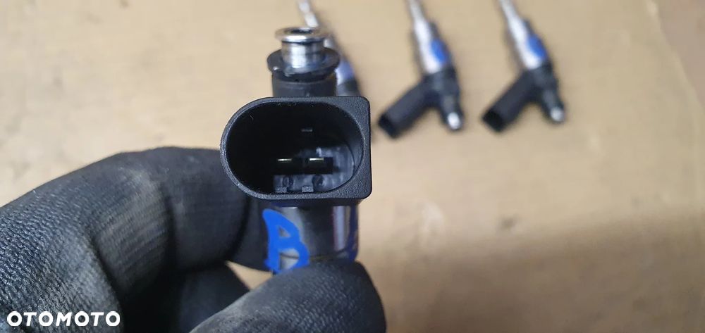 Wtrysk wtryskiwacz paliwa VW Passat B6 2.0 FSI 06F906036 0261500014 - 5