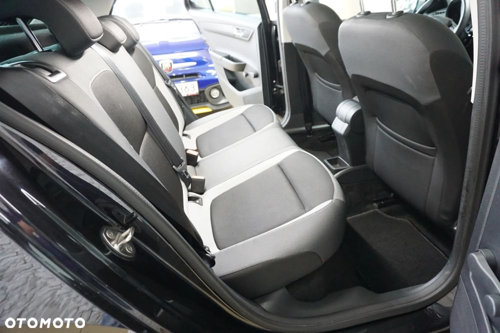 Skoda Fabia 1.0 Ambition Plus - 27