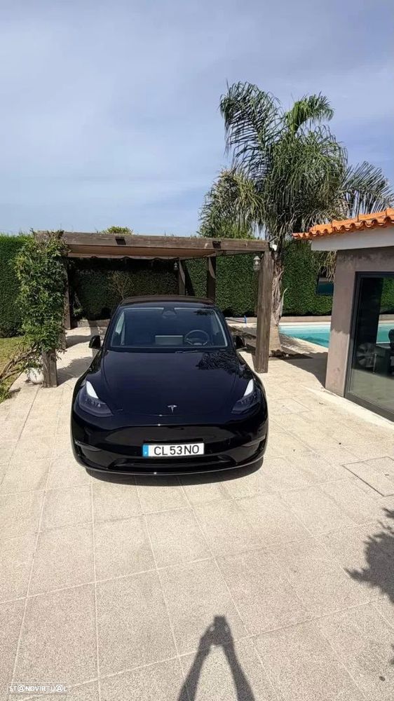 Tesla Model Y Long-Range RWD - 4