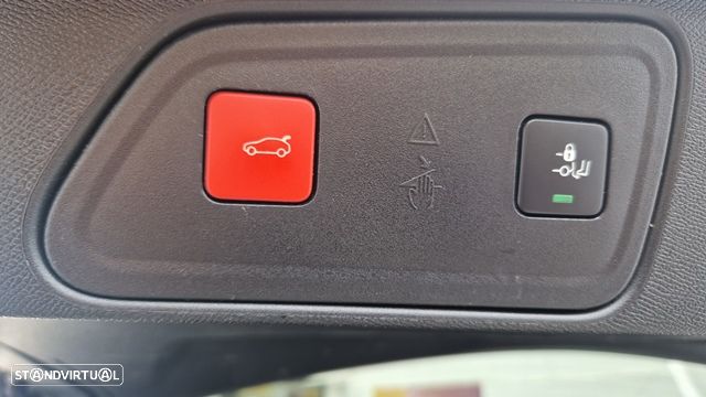 Peugeot 3008 1.6 Hybrid Allure Pack e-EAT8 - 17