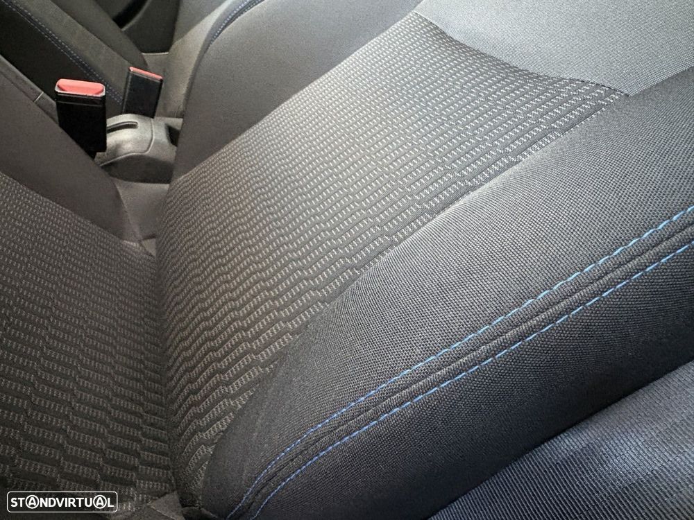 Peugeot 208 1.2 PureTech Signature - 14