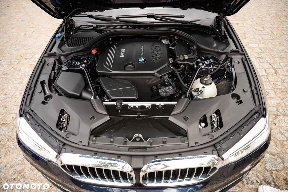 BMW Seria 5 520d Luxury Line - 30