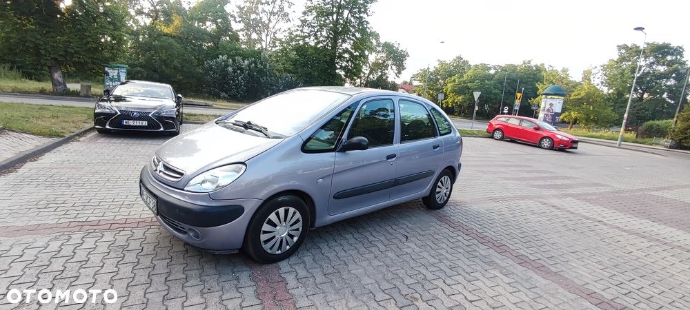 Citroën Xsara Picasso 1.8i Exclusive - 5