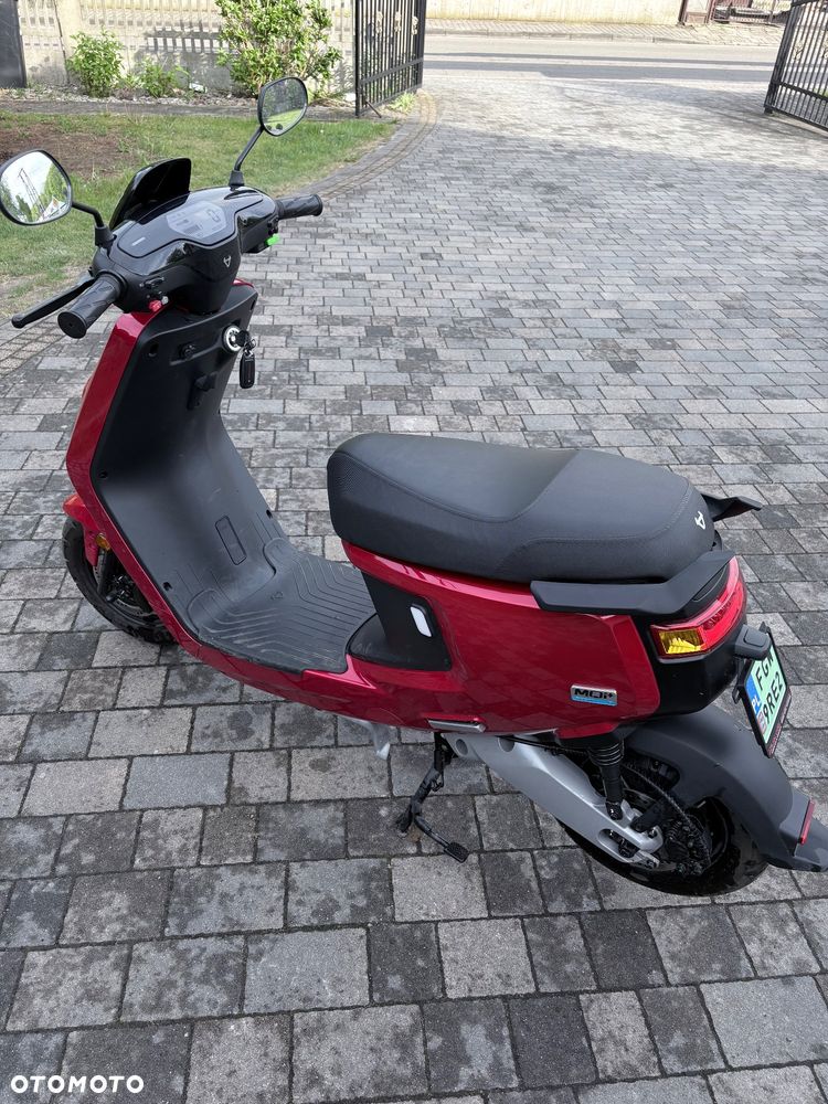Niu M+ - 3
