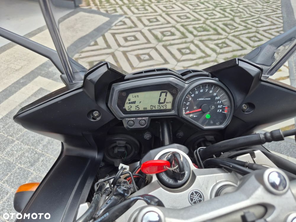 Yamaha FZ - 15