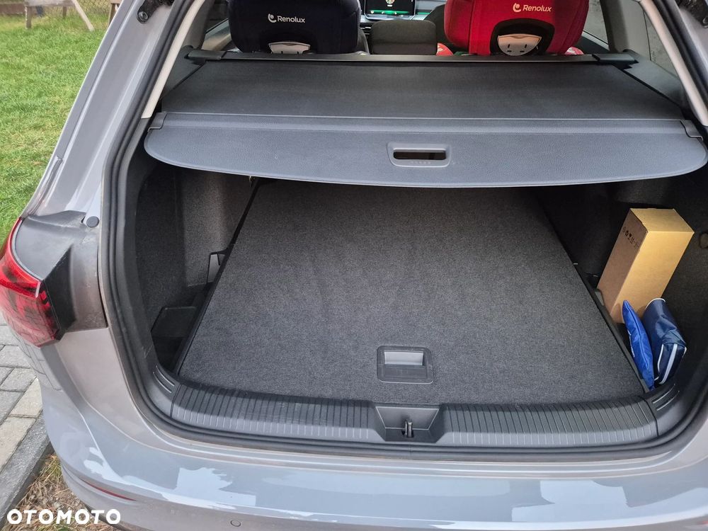 Volkswagen Golf VIII 1.5 TSI Life Plus - 12