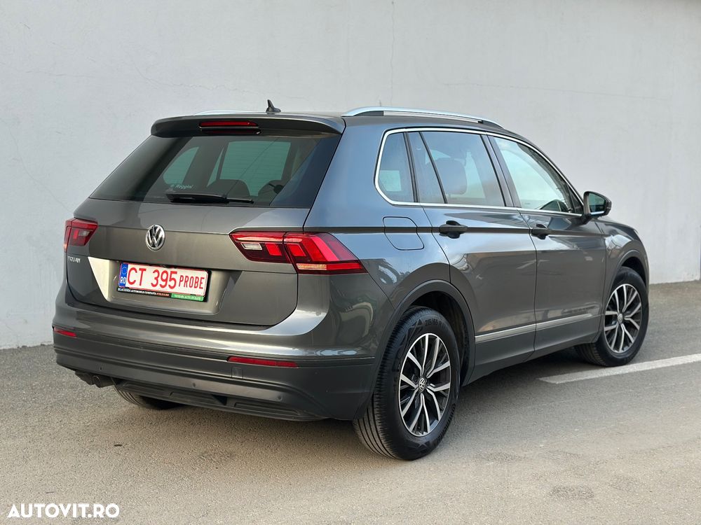 Volkswagen Tiguan Allspace 2.0 TDI SCR Comfortline - 6