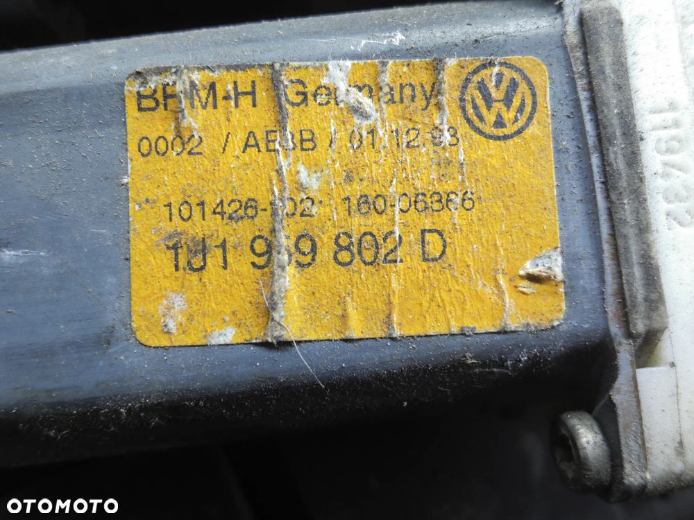 VW GOLF IV BORA SILNICZEK SZYBY PRAWY PRZÓD 9776-101434-202 1J1959802D POSIADAM 4SZT - 8