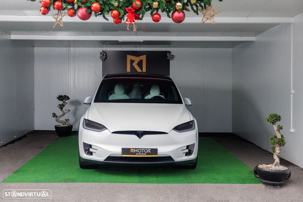 Tesla Model X P100D - 2