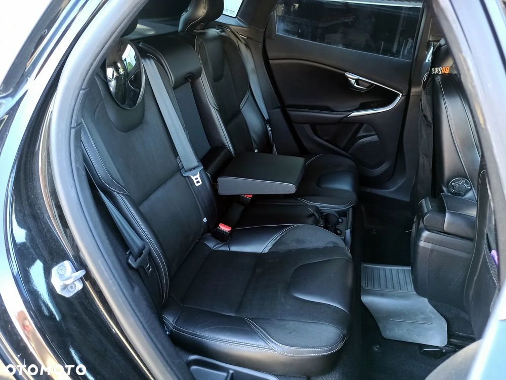 Volvo S60 D2 - 21