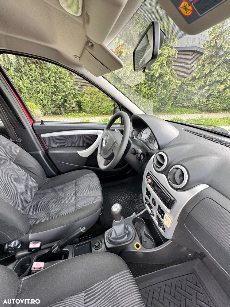 Dacia Logan MCV 1.6 16V Preference - 17
