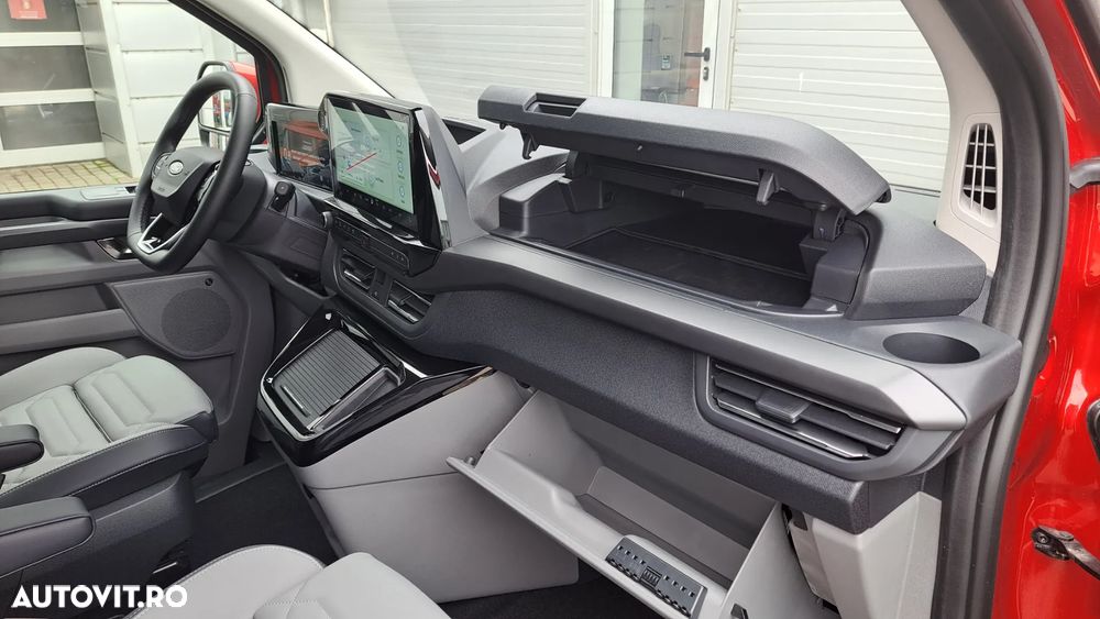 Ford Tourneo Custom L2H1 VA Autm. TitaniumX - 22