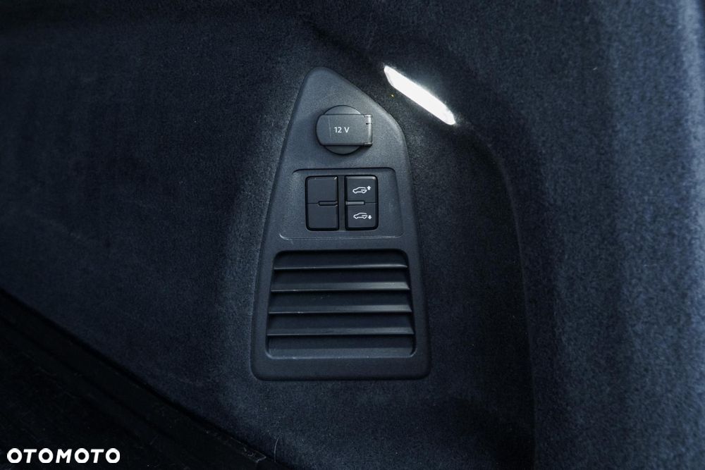 Volkswagen Touareg 3.0 V6 TFSI 4Motion R-Line - 39