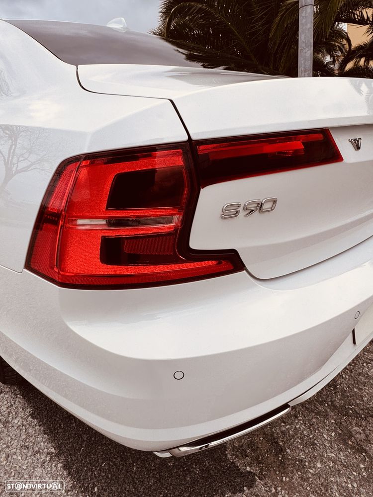 Volvo S90 T8 Twin Engine AWD Geartronic R Design - 33