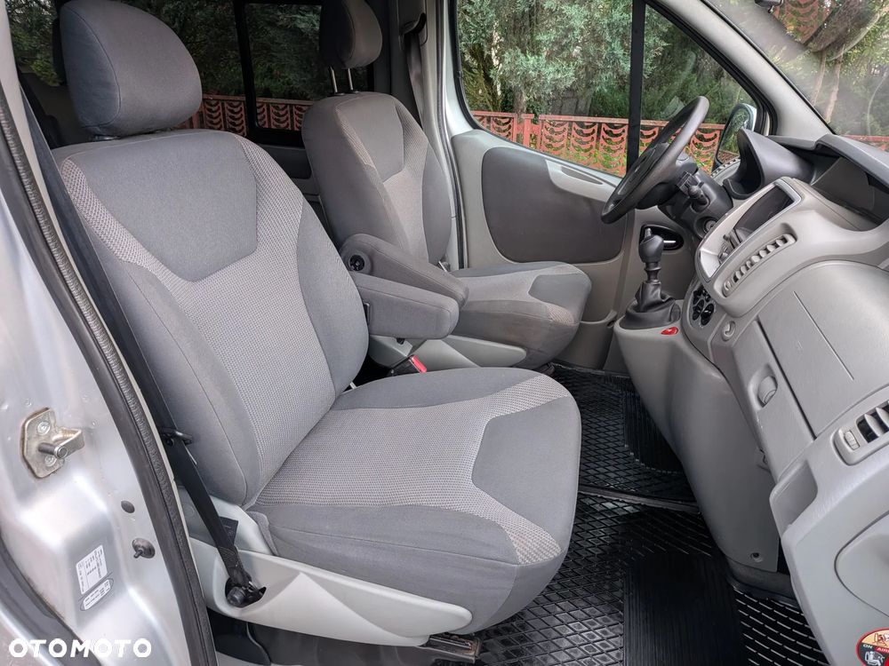 Opel Vivaro - 9