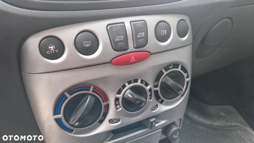Fiat Punto 1.2 8V Classic - 11