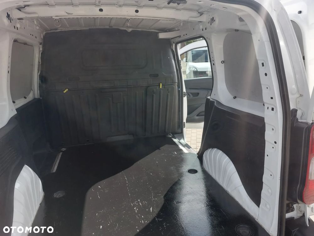 Opel Combo - 19