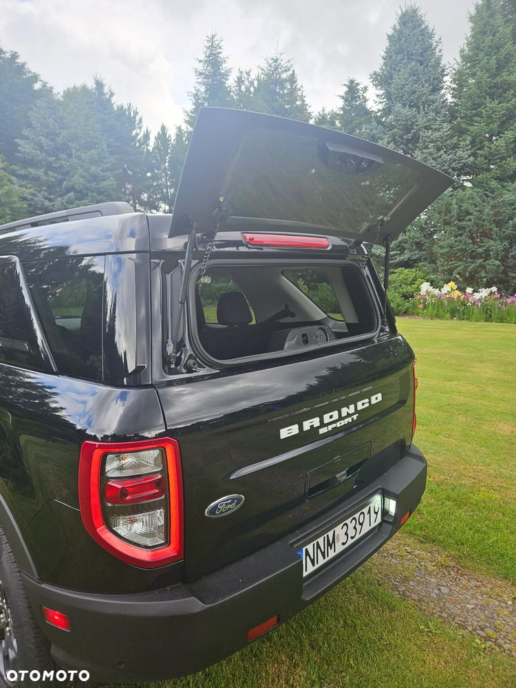Ford Bronco - 12