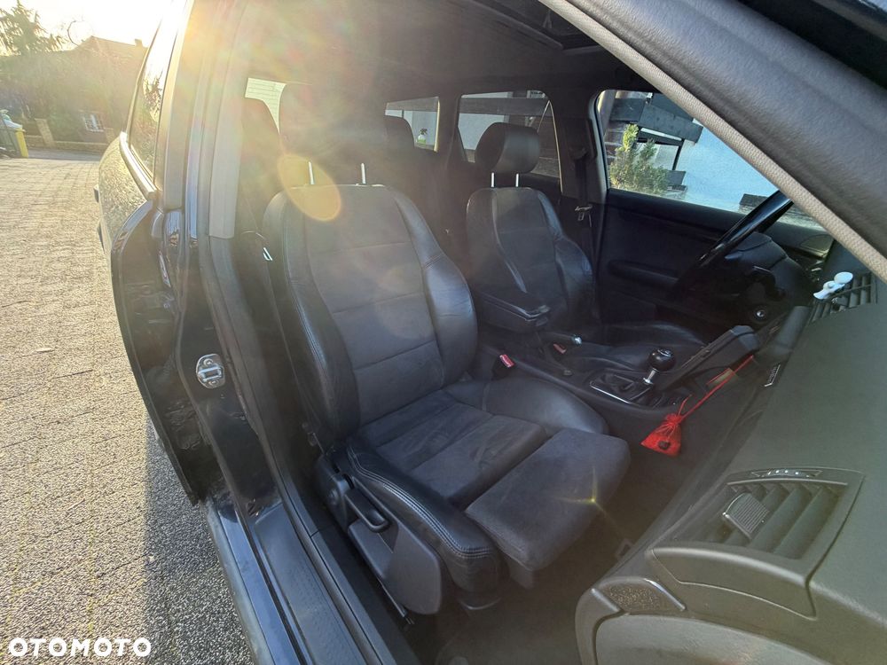 Audi A4 Avant 1.9 TDI Quattro - 14