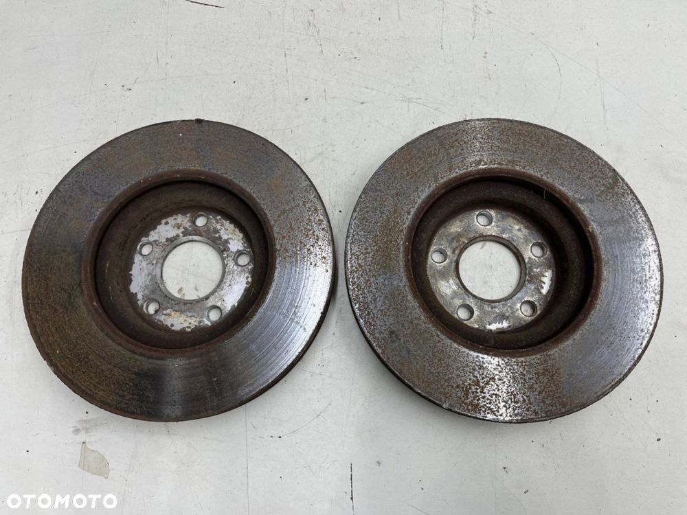 Tarcze hamulcowe Volvo C30 C70 S40 V40 V50 Ford C-max MK1 Focus MK2 Kuga 03-12r. przednie 300mm. KPL - 6