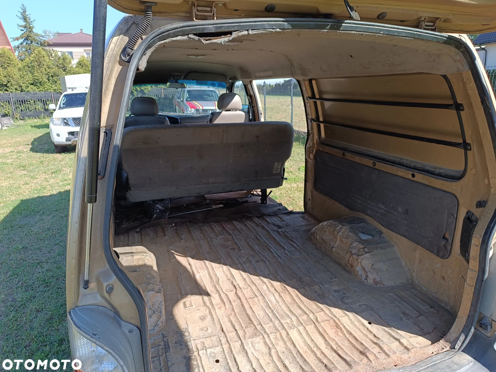 Kia Pregio 2.5 TCI - 14