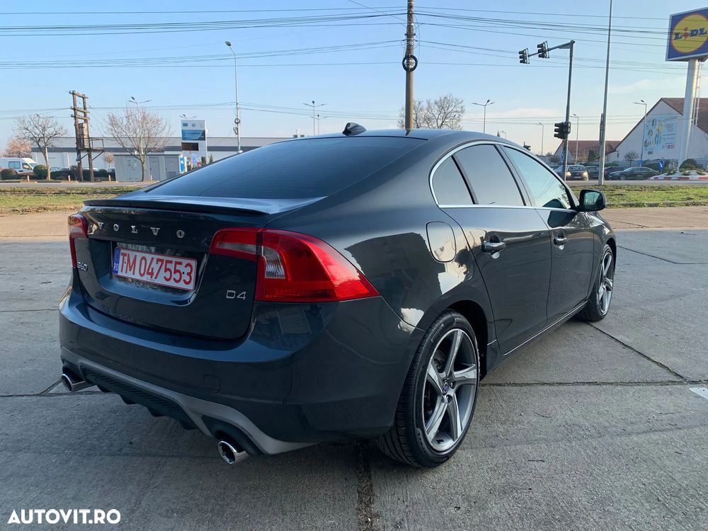 Volvo S60 D4 Summum - 4