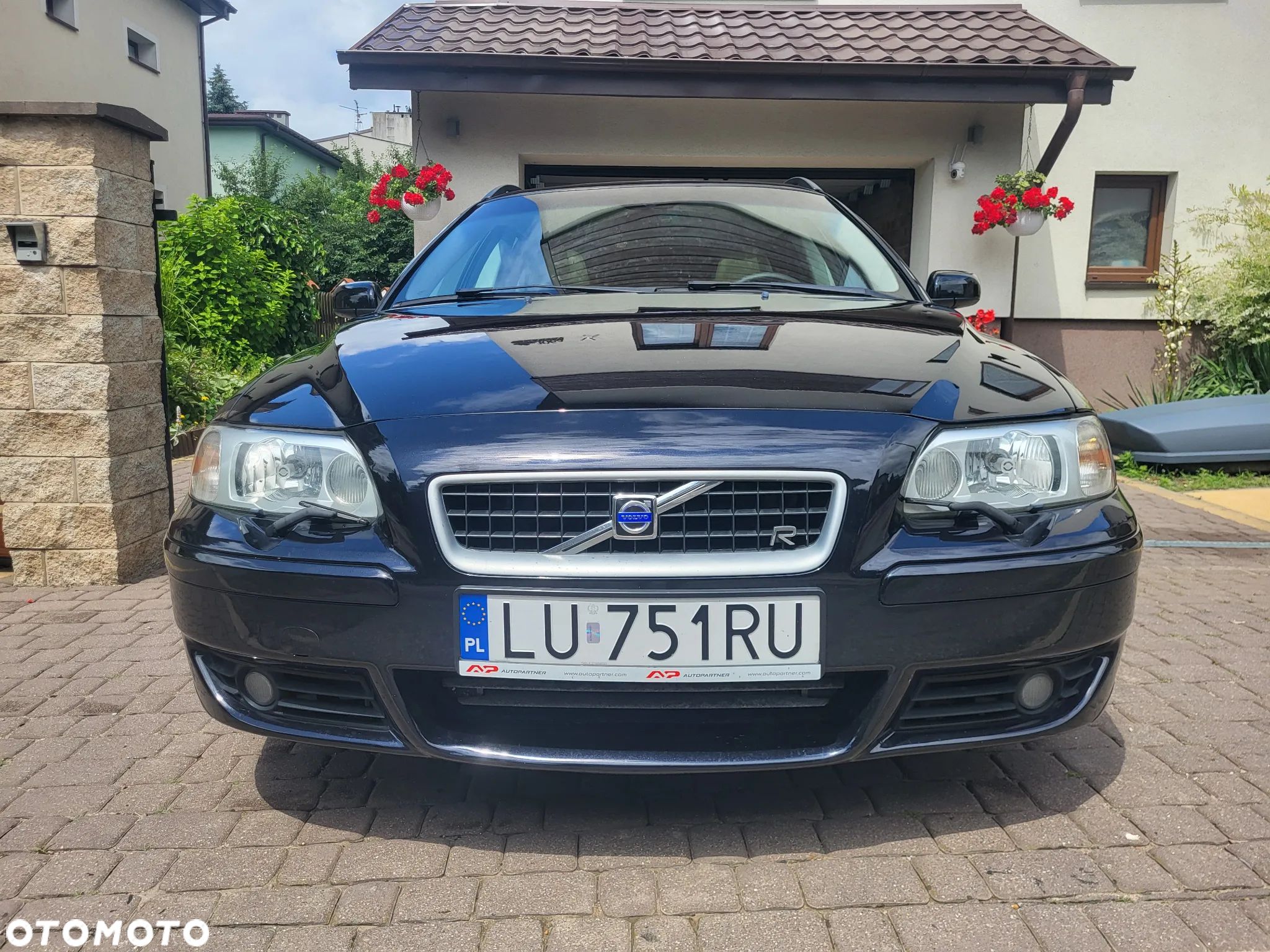 Volvo V70 2.5 R - 1