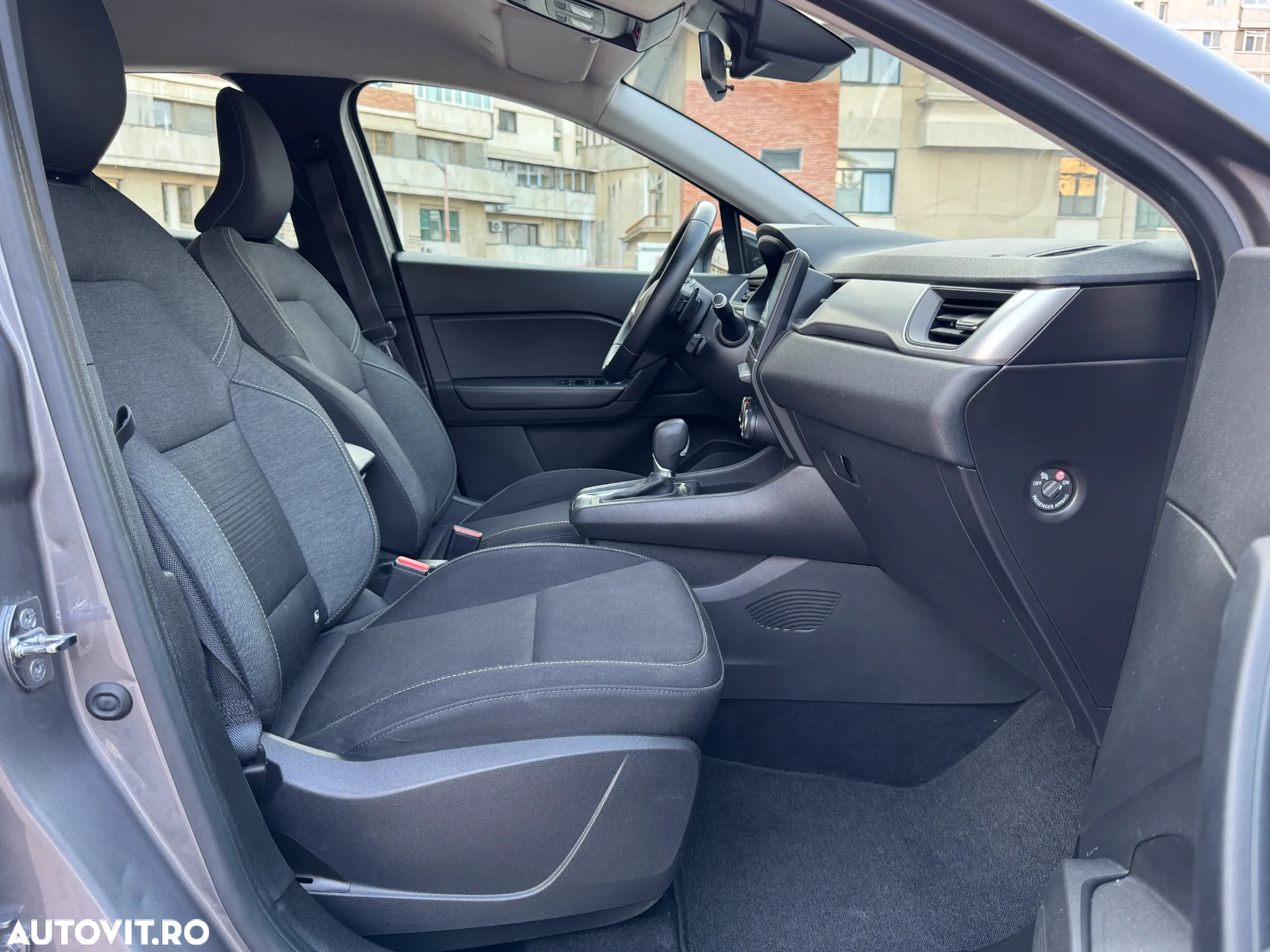 Renault Captur BLUE dCi 115 EDC BUSINESS EDITION - 15