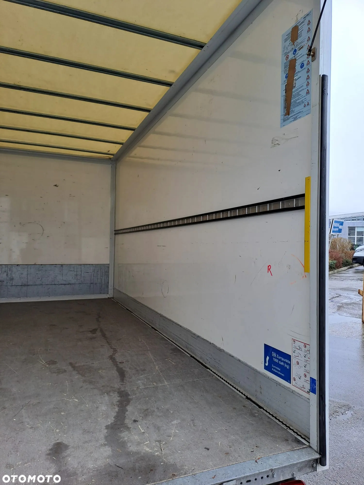 Iveco 35C16H  kontener + winda 750kg - 16