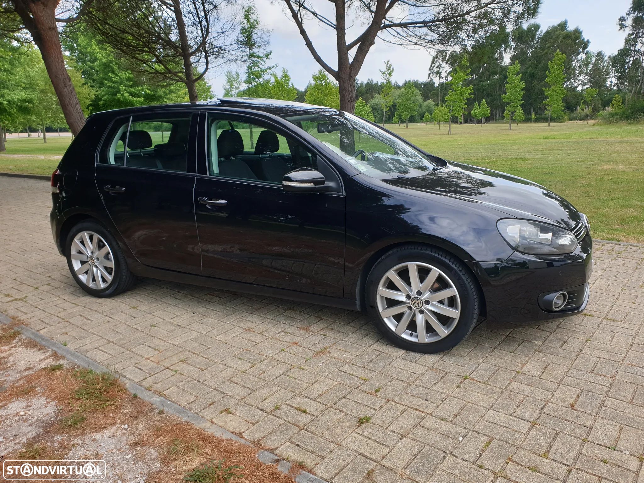 VW Golf 1.6 TDi Highline - 1