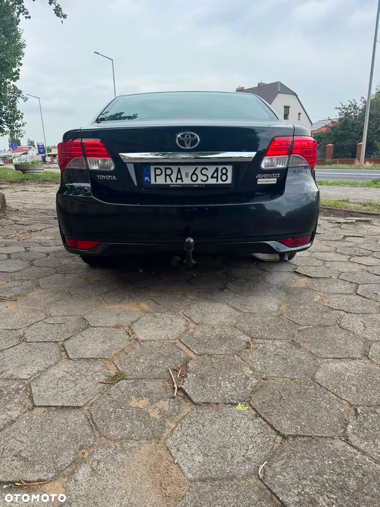 Toyota Avensis 2.0 Premium MS - 6