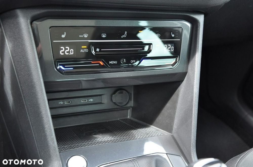 Volkswagen Tiguan 2.0 TDI SCR Elegance DSG - 25