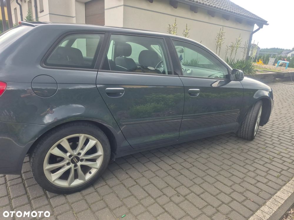 Audi A3 Sportback - 13