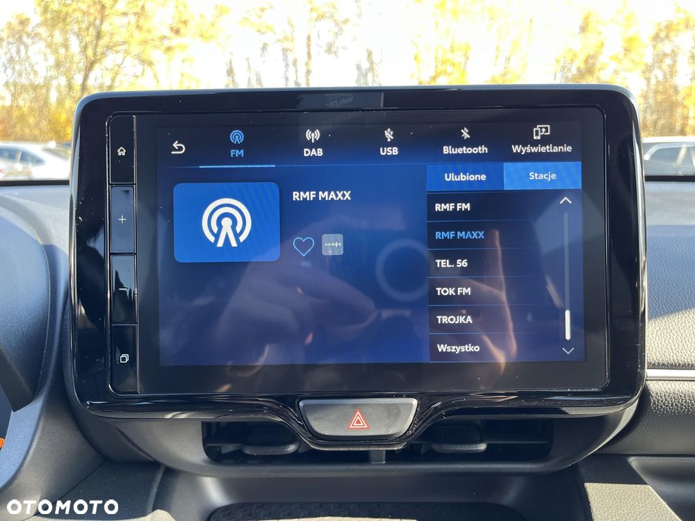 Toyota Yaris Hybrid 1.5 Style - 13