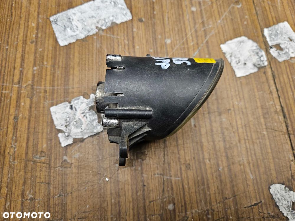 Halogen Halogeny Lampy Lampa Przeciwmgielna Przeciwmgłowa Lewy Prawy Audi A4 B6 Oryginał - 24