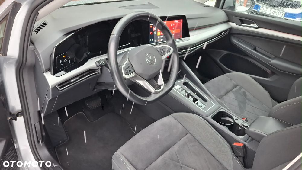 Volkswagen Golf Variant 2.0 TDI SCR DSG Life - 21