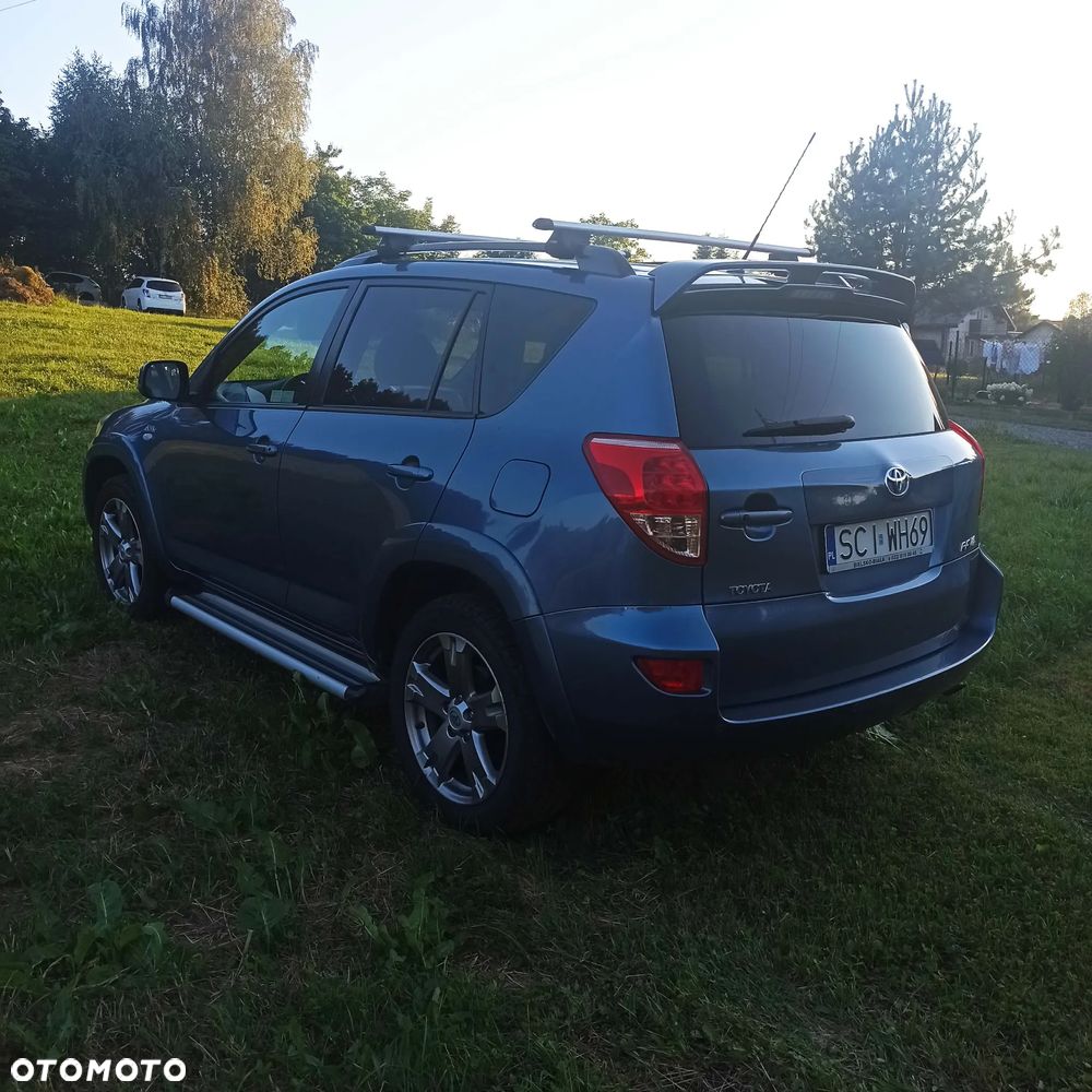 Toyota RAV4 2.2 D-4D Sol 180 - 15