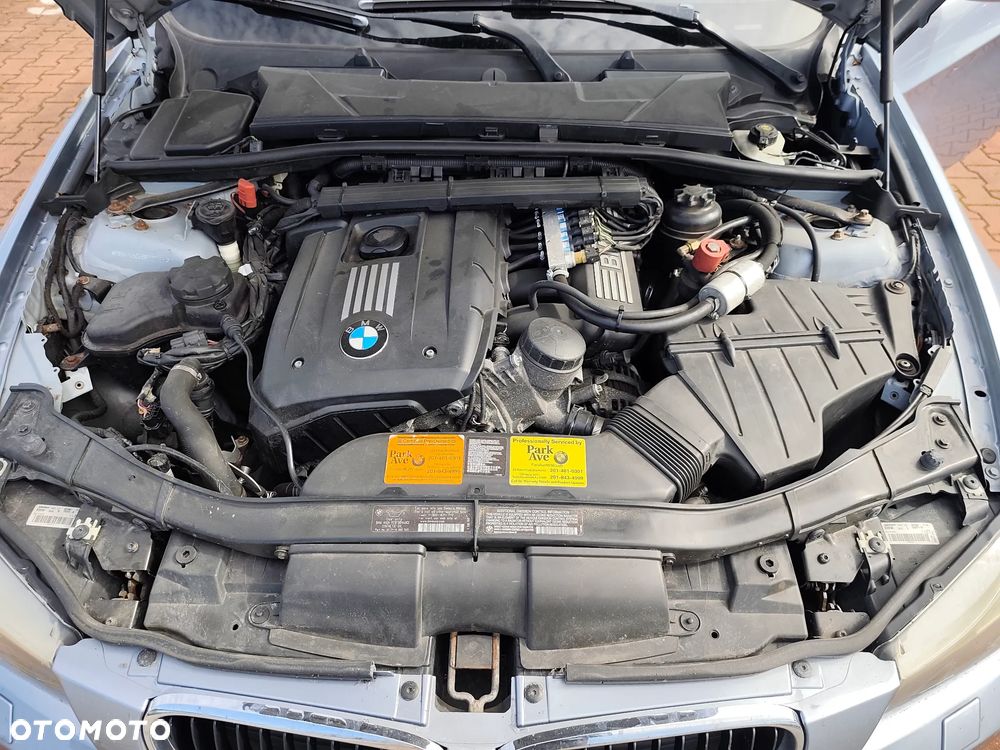BMW Seria 3 - 12