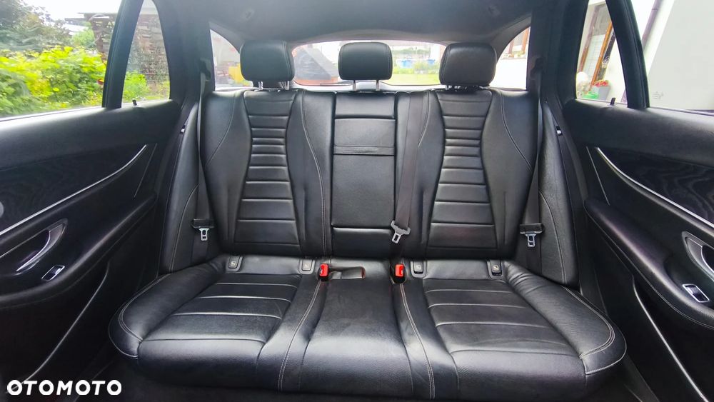 Mercedes-Benz Klasa E 220 d 4-Matic All-Terrain - 15