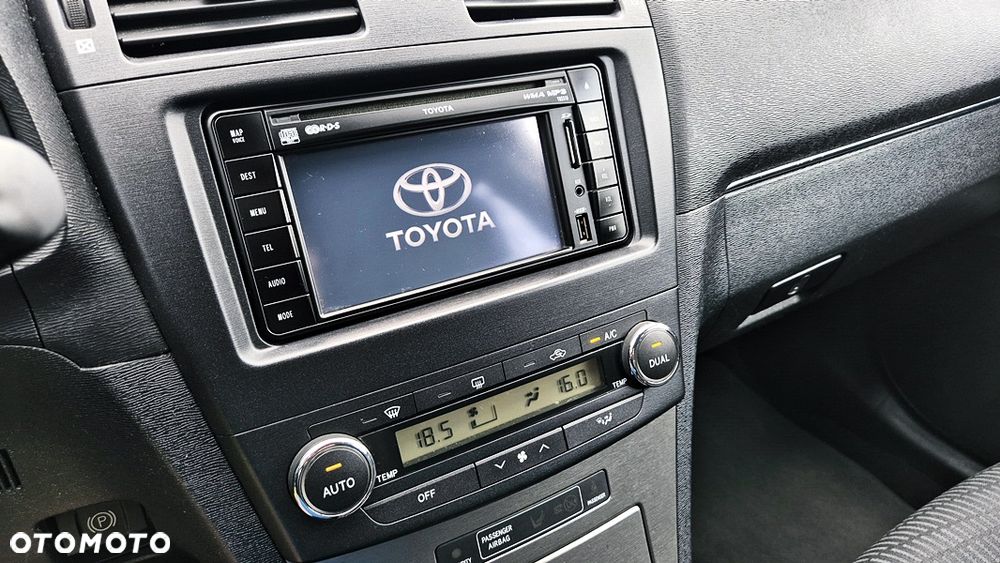 Toyota Avensis 2.0 Sol plus NAVI - 39